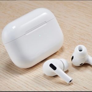Apple AirPods Pro Wireless Earbuds with MagSafe Charging Case (1st generation)